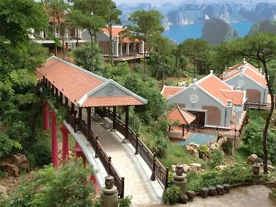 Khu nghỉ mát Tuan Chau